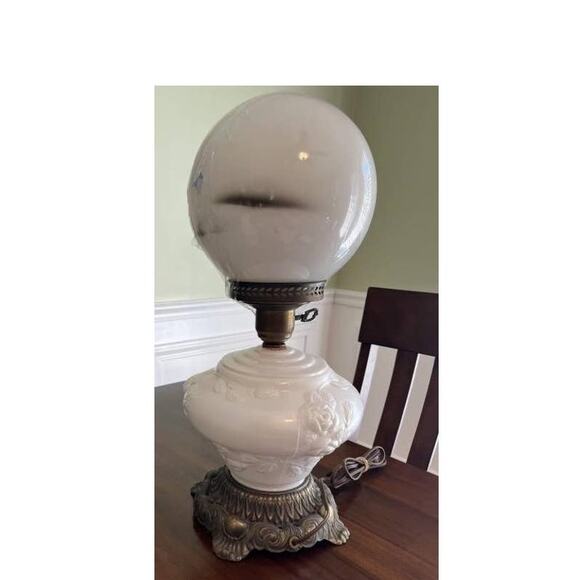 Vintage Gone with the Wind Parlor Hurricane Lamp Milk Glass 3 Way Hand Painted - Picture 3 of 16